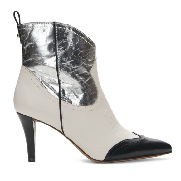 Vince Camuto western boots - Picture 9 of 14